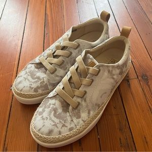 Spenco Orthotic Gored Lace Slip-On Sneaker Malibu 21 Tie Dye Putty size 8.5